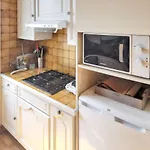 Holiday home Maison Charmante A Avec Jardin Cloture