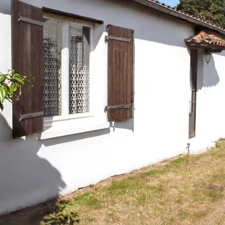 Prázdninový dům Maison Charmante A Avec Jardin Cloture *